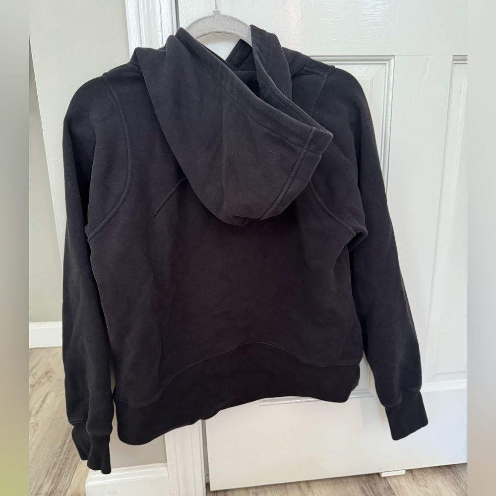 Lululemon black Loungeful hoodie. Size 4 - Picture 2 of 4